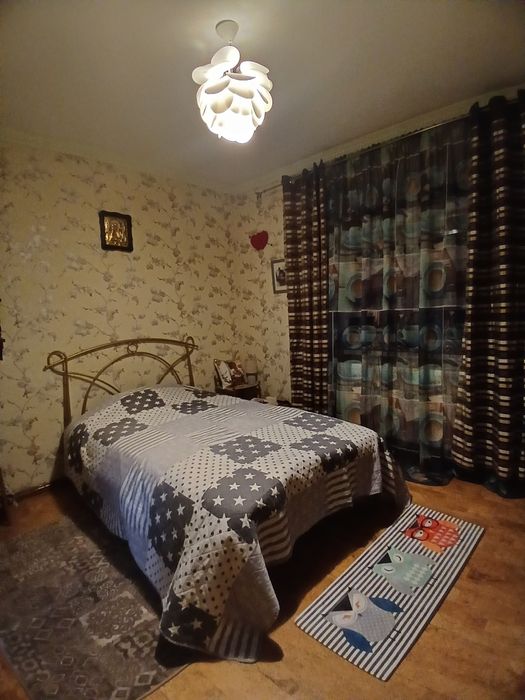 Продам будинок в Почаєві. Можливий обмін на Київ чи Львів.