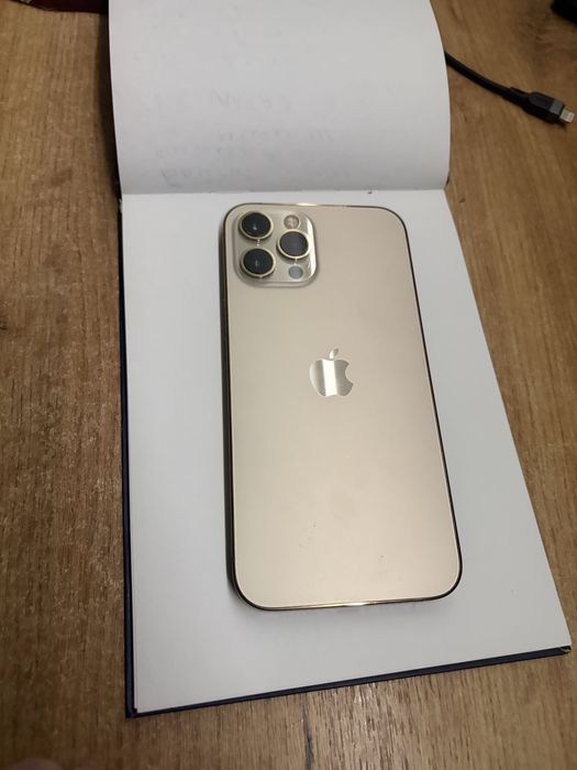 Iphone 12 pro max 126