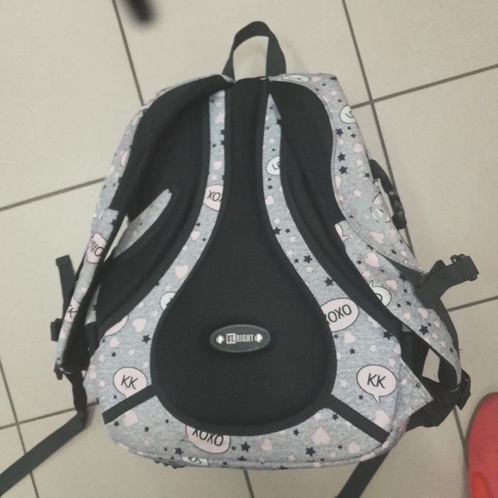 Sprzedam plecak dla dziewczynki