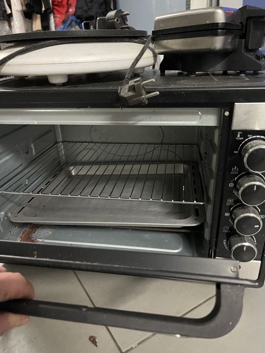 Forno + maquina de crepes e waffle