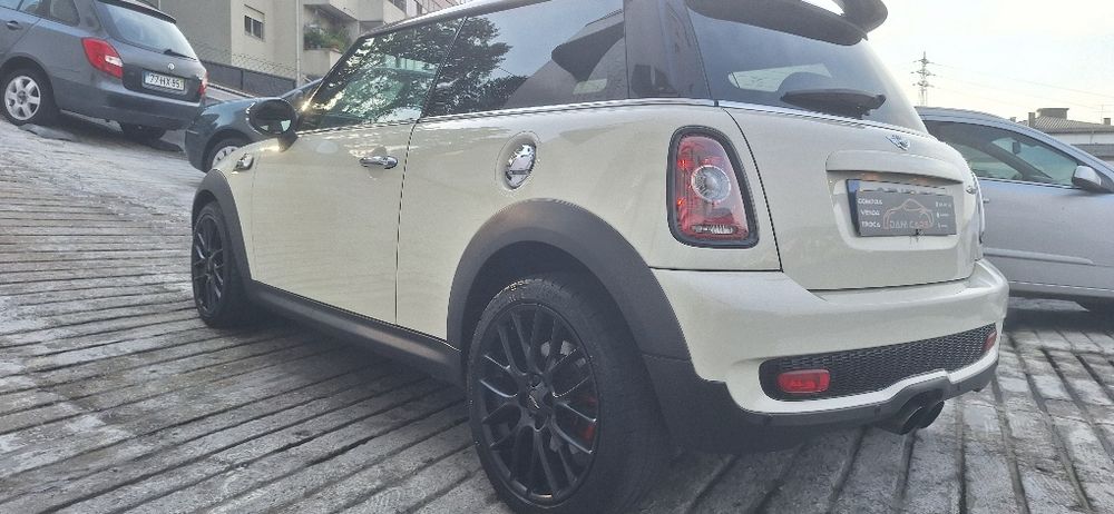 Mini John cooper works 211cv