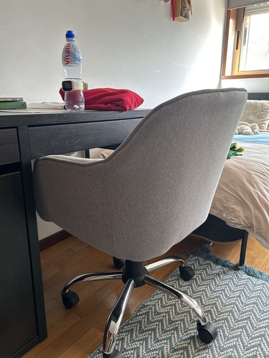 Cadeira escritorio com rodas Kasa