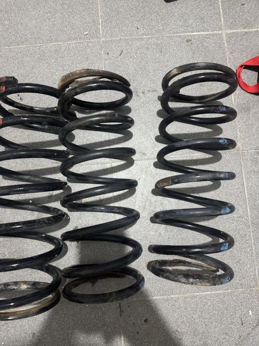 Molas e amortecedores Land Rover Defender