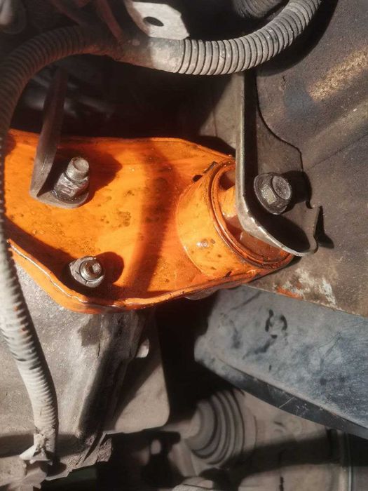 Крутое качество! Полиуретановые Подушки Двигателя. Налич. Есть Наложка