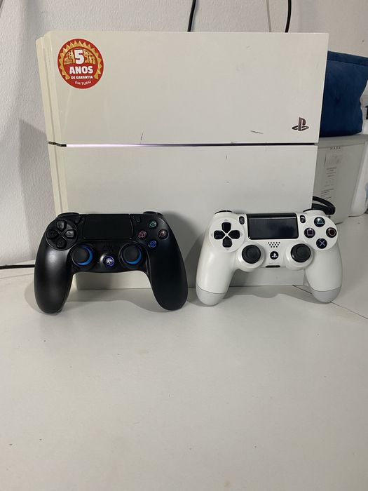 Playstation 4 Fat 500GB Branca