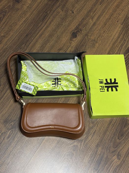 Сумка JW Pei Joy Shoulder Bag дживі пей джой