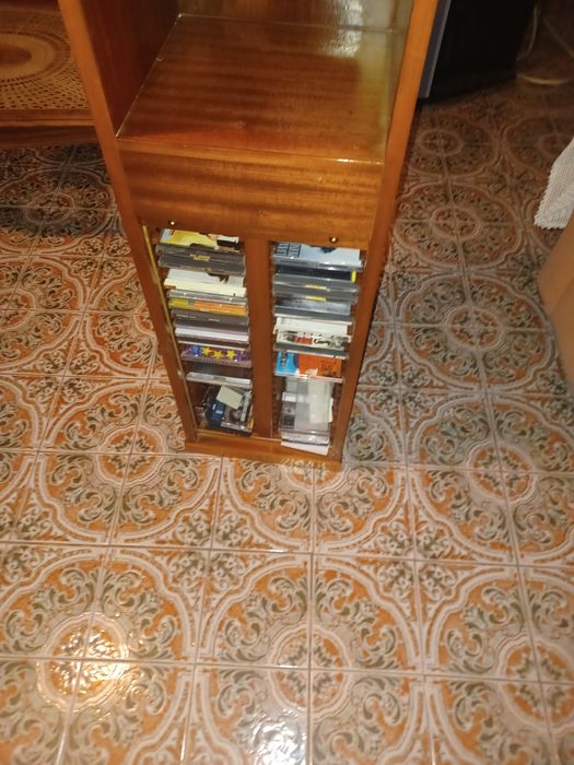 Estante de Armazenamento de CDs