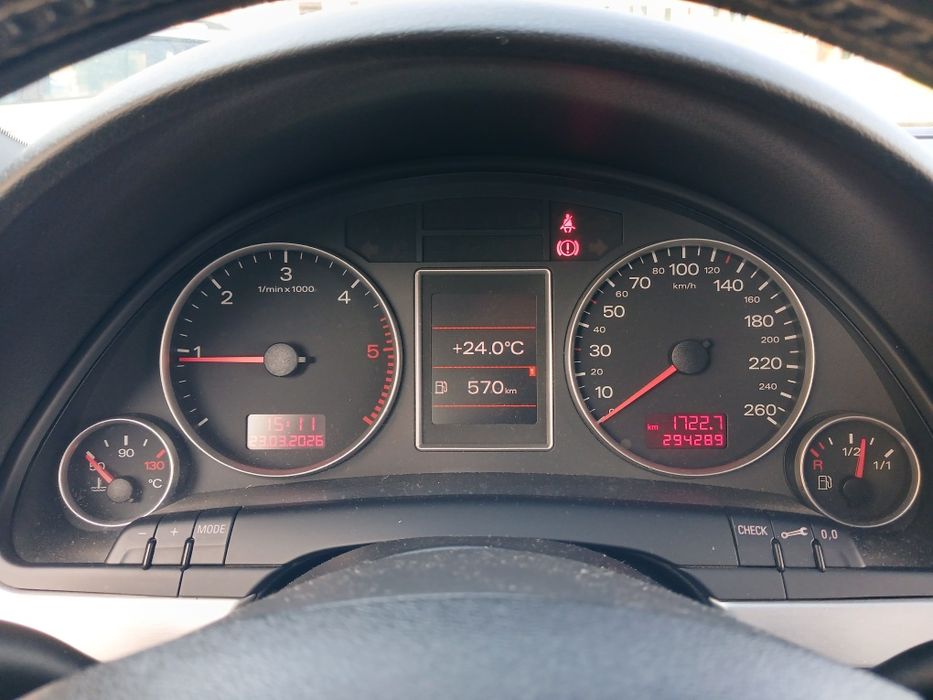 Audi A4 b7 2.0 tdi S-Line
