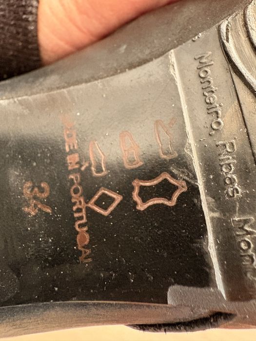 Botins em pele [34/ 35]