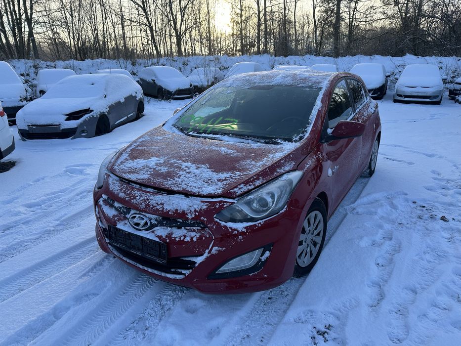 Розборка, двері Hyundai i30, Хюндай і30 1.6 CRDi колір ZAR, TWR