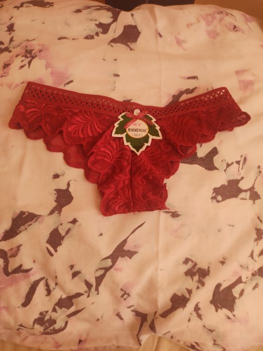 Majtki bordo z koronki XL