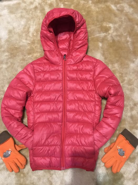 Куртка 140 см с перчатками