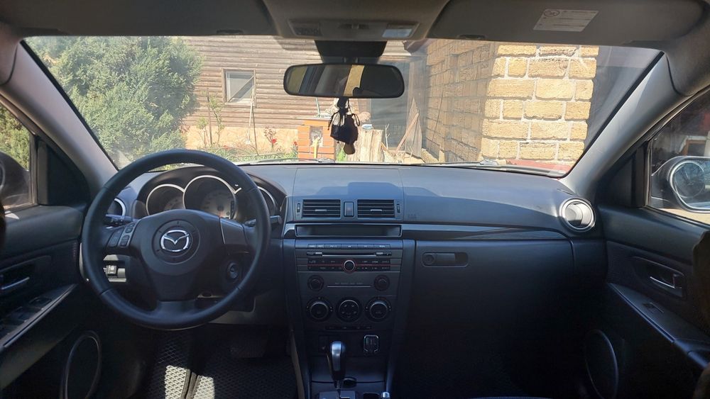 Продам автомобіль Mazda 3