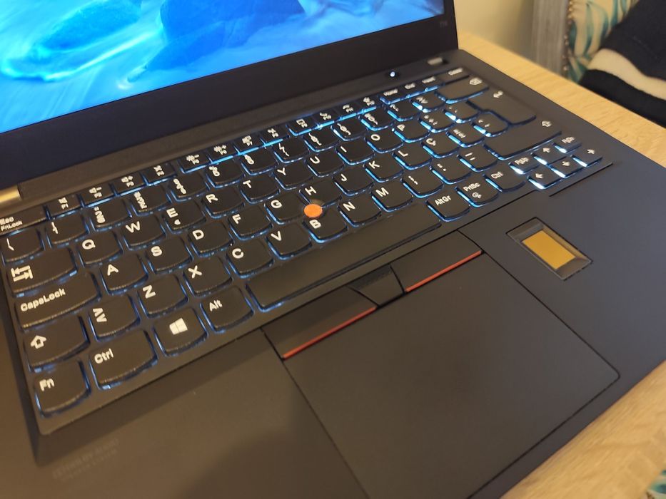 Lenovo ThinkPad T14 G1 i5 10ª-Geração 14" FULL HD