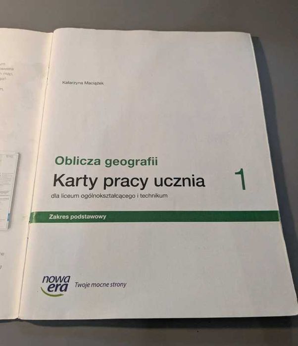 Karty pracy ucznia z geografii 1