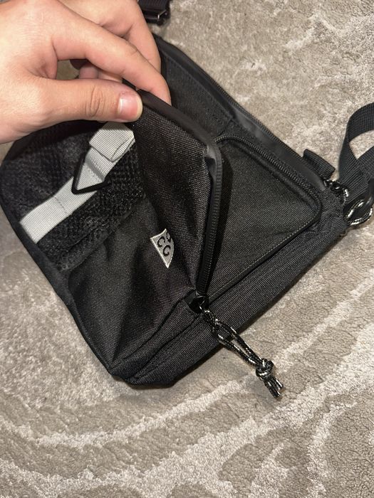 Сумка nike acg daymax мессенджер бананка gorpcore gore tex