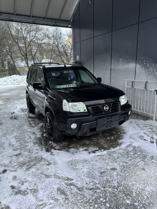 Продам чи обміняю Нісан Х-трейл Т30