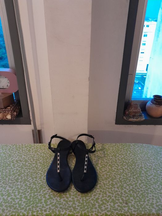 Vendo Sandálias de Senhora SEASIDE muito bonitas como novas