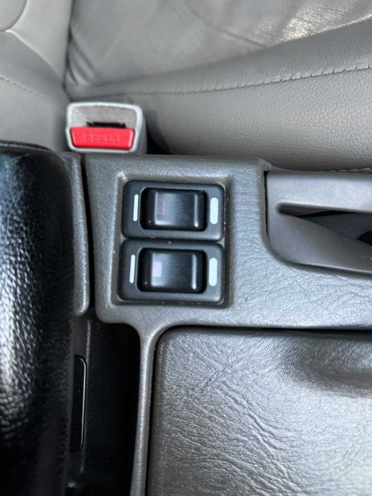 Nissan Maxima a33,3.0 автомат,бензин/газ