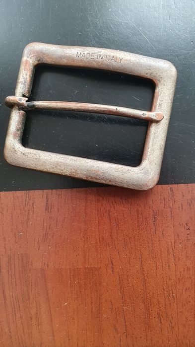 Велика пряжка для поясного ременя. до 4 см. 100 грн.