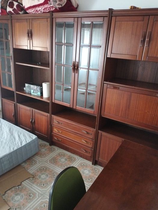Vendo movel de maseira em bom estado