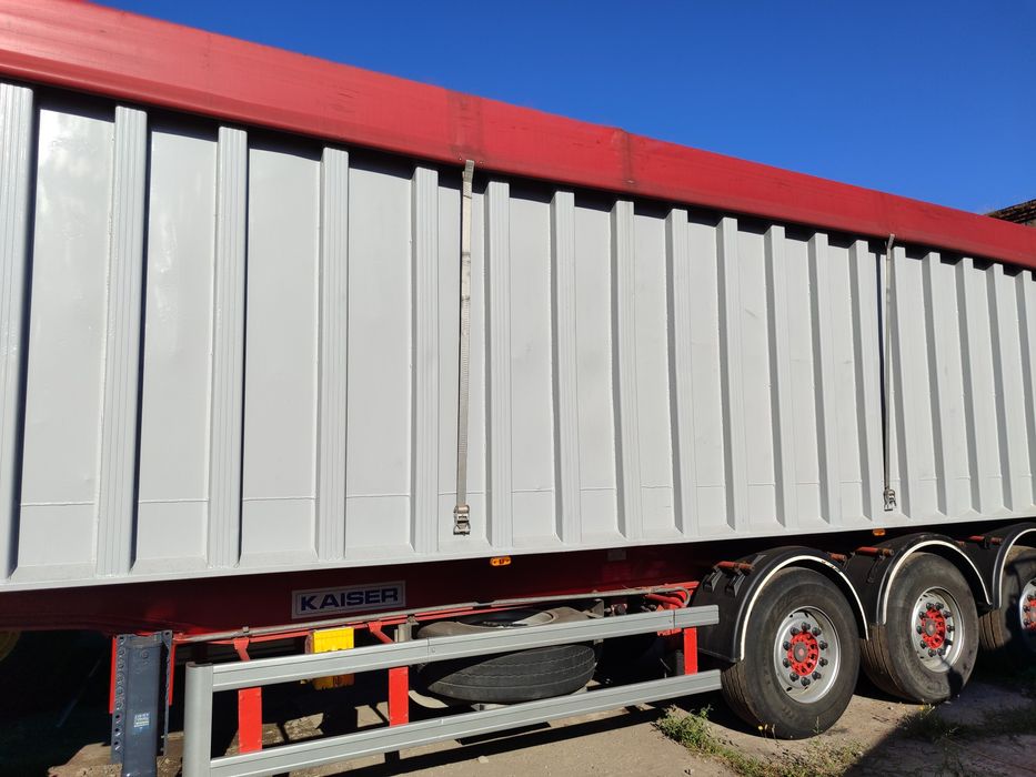 Самосвал зерновоз