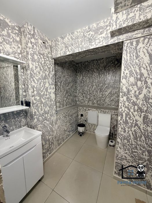 Продається 2-рівнева квартира