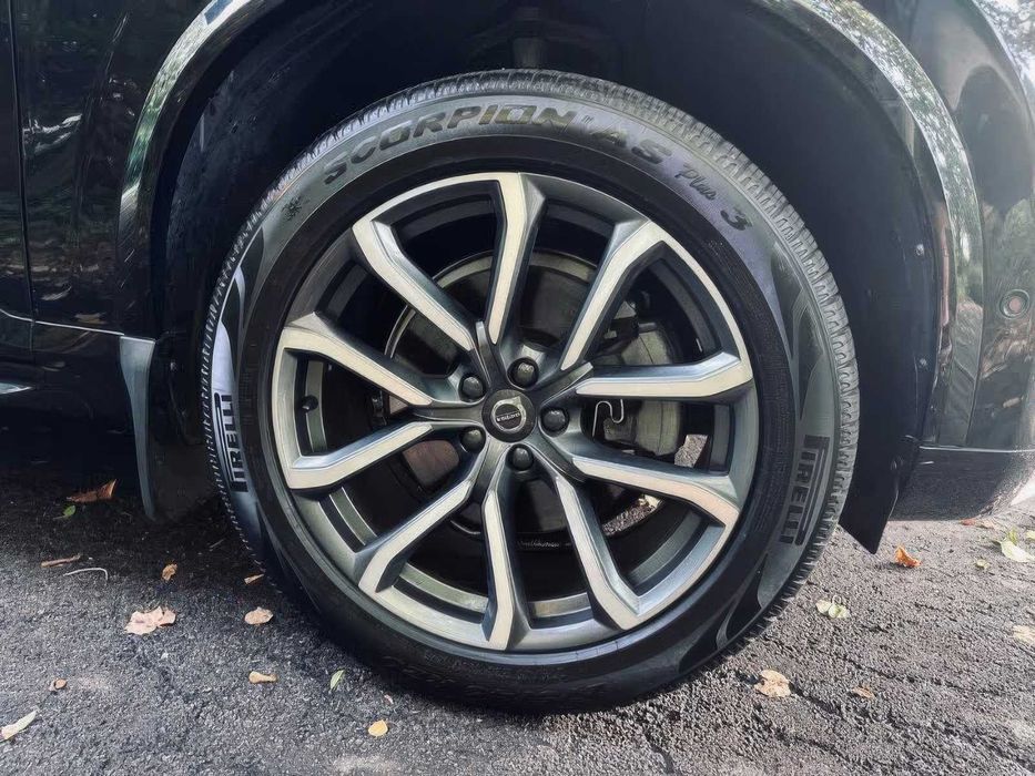 Volvo XC90 T5 Momentum 7-Passenger      2018