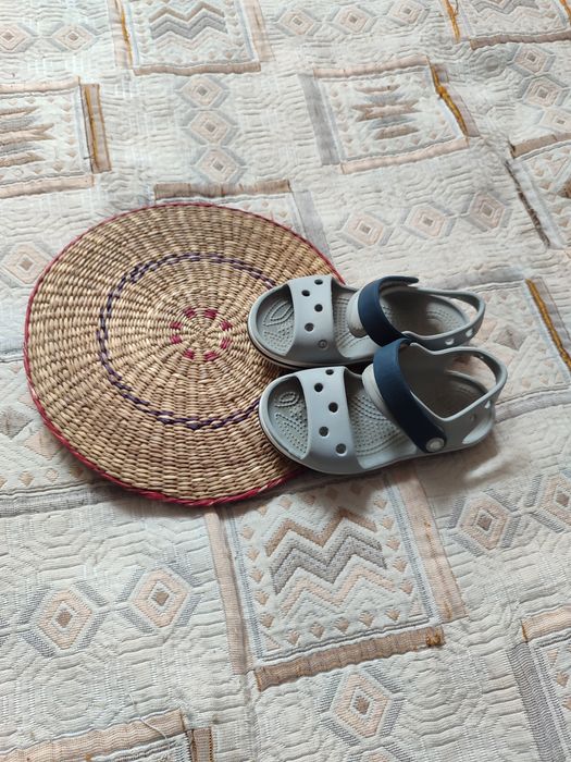 Crocs сандалі C9 дитячі сірі