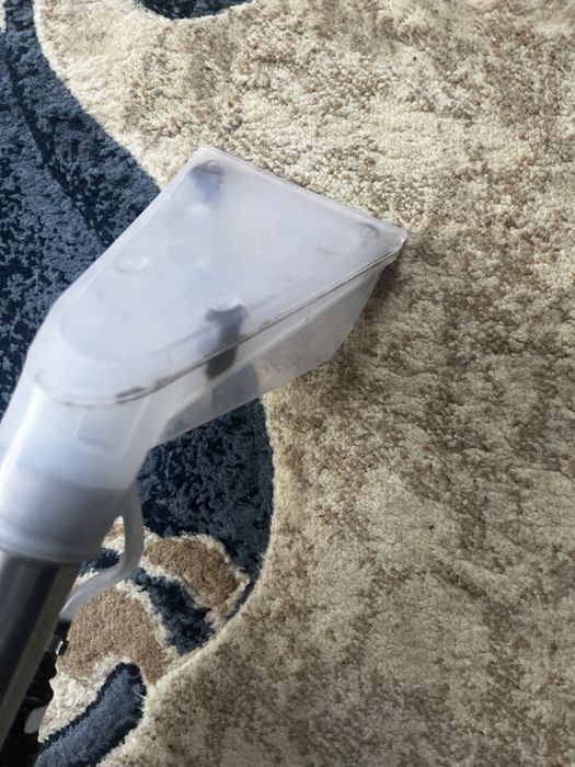 Wynajem odkurzacza piorącego Profi Europe – pranie tapicerki i dywanów