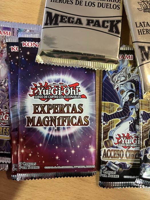 Pack Surpresa Yu-Gi-Oh! – 20 Cartas Aleatórias - Foil Garantida