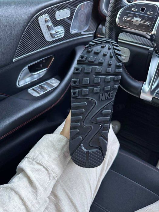Женские кроссовки Nike Air Max 90 Triple "Black" Размеры 36-40