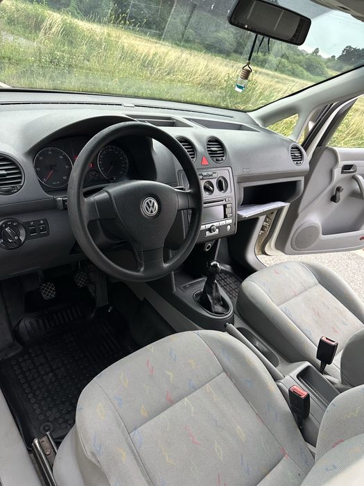 Dostawczak VW  Caddy 1.9 SDI sprawna klima radio
