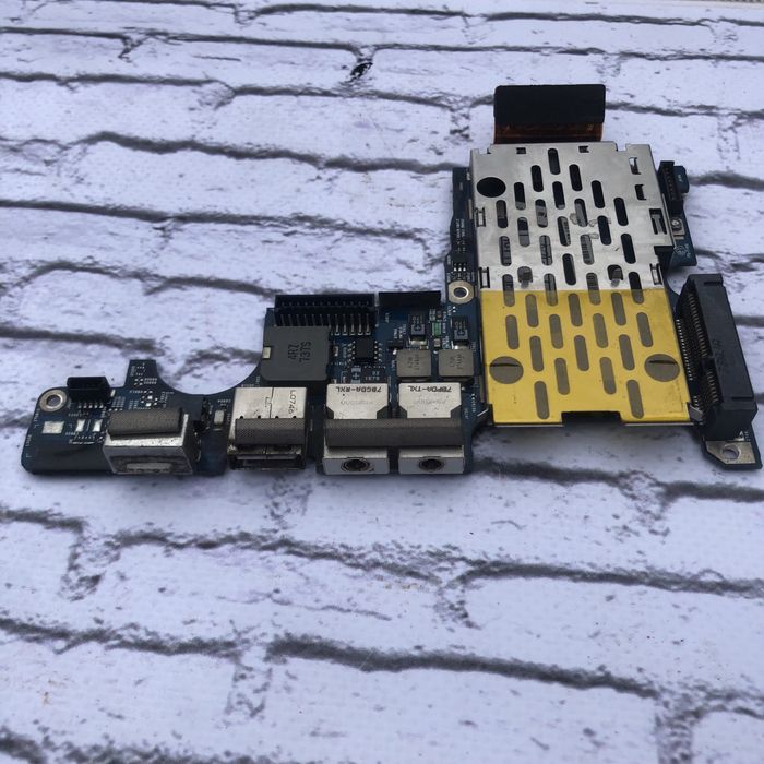 Macbook Pro 2008 на запчасти