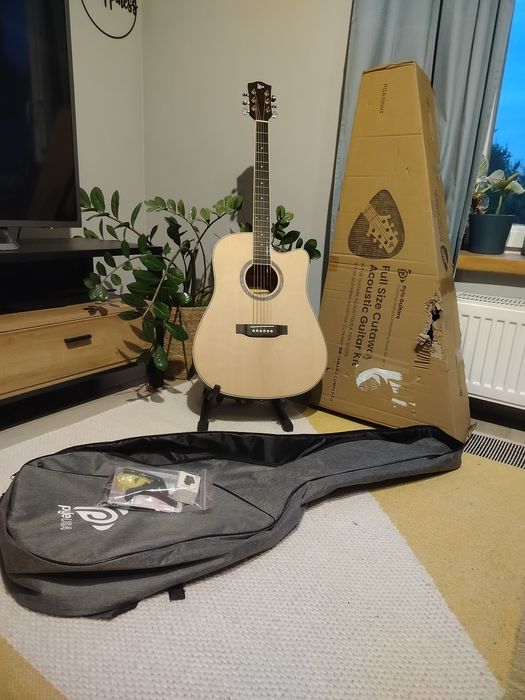 Gitara akustyczna 4/4 pyle