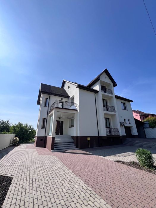 Продам будинок, Район (1 АВ ), без комісії для покупця!!!