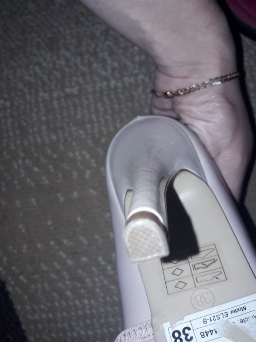 Жіночі туфлі лакові