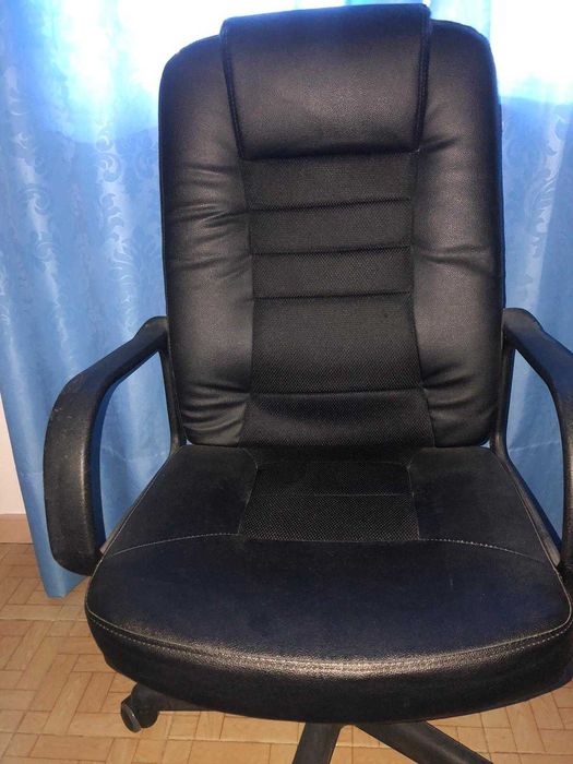 Vendo cadeira gaming basica