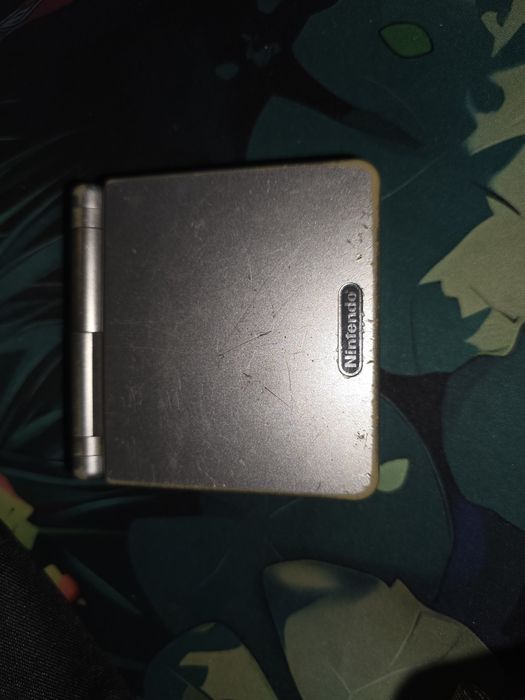 Gameboy Advanced original + carregador original e jogos originais