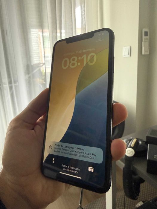 iPhone XS Max 256GB – Muito estimado + ecrã novo + capa e películas