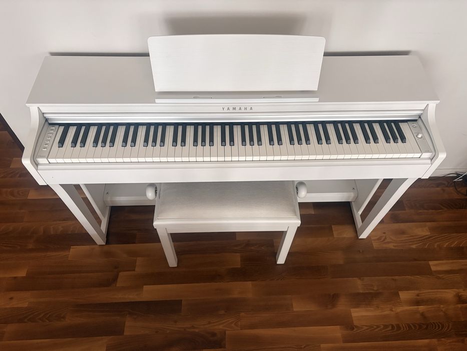 Pianino Yamaha Clavinova Białe. Stan idealny.