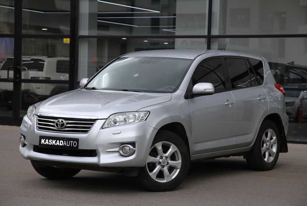 Продам Toyota Rav 4