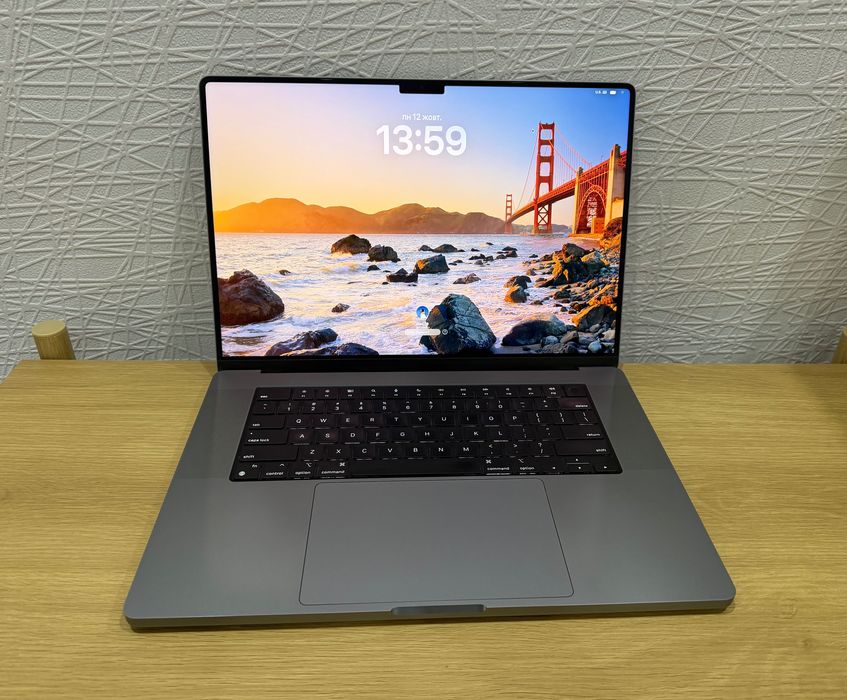 MacBook PRO 16 M1 Max 10 CPU/ 24 GPU/ 64 RAM/ 512 GB SpaceGray