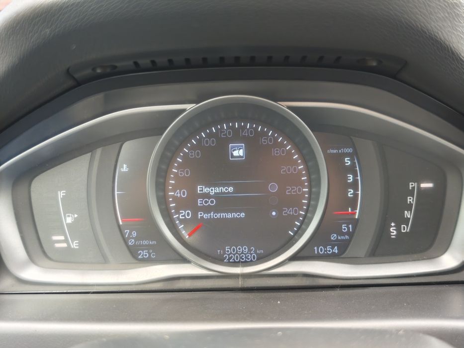 Volvo XC70 III 2,4 D4 Facelift  AWD 2014 ВІДЕО