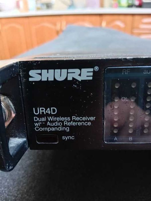 SHURE UR4D Bezprzewodowy zestaw mikrofonowy