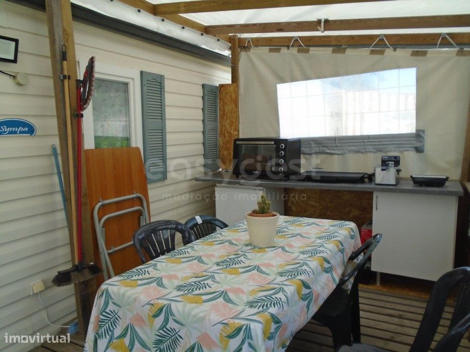 Bungalow T3 situado no Complexo Land`s Hause Bungalow`s Burinhosa P...