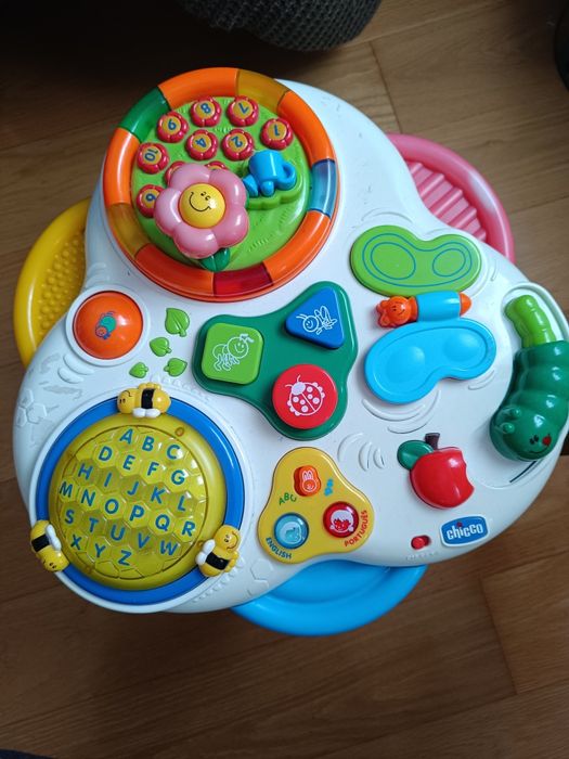 Mesa atividades Chicco