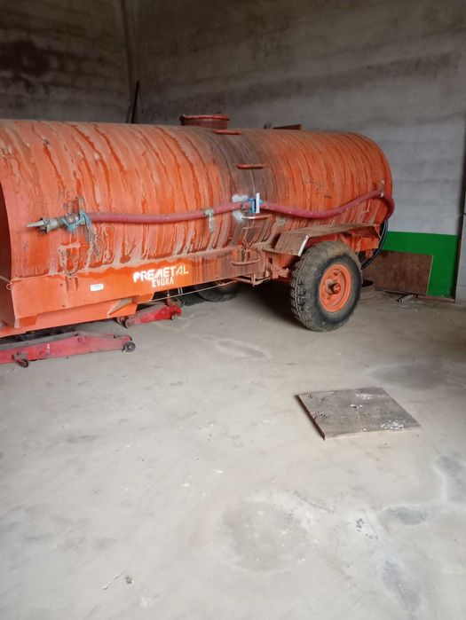 Cisterna/ Deposito agrícola 5000 litros usada - com documentos