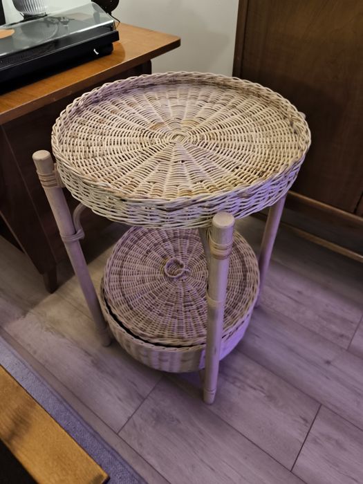 Stolik nocny IKEA TOLKNING