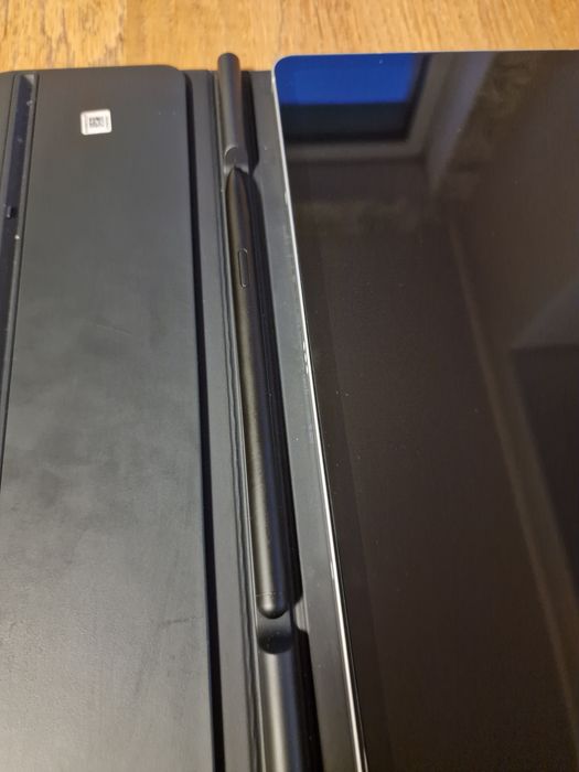 Tablet Samsung Tab S8 + Etui z klawiaturą